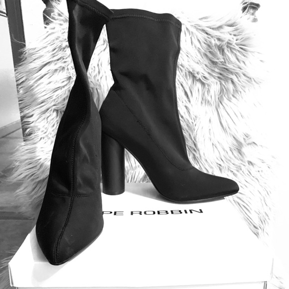Lulus Shoes - Booties